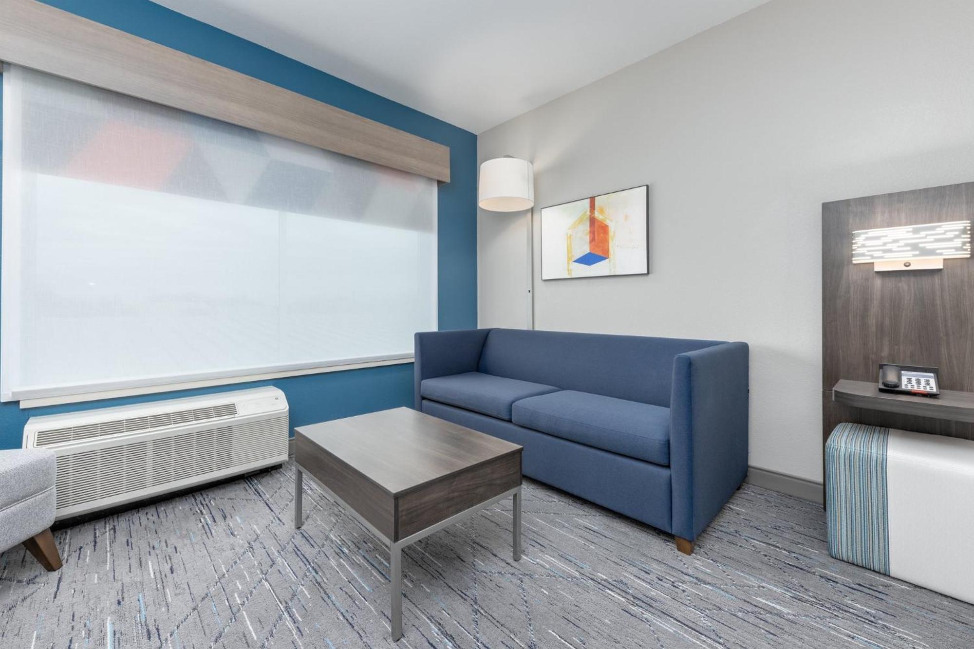 Holiday Inn Express & Suites Austin Airport East By Ihg Exterior foto